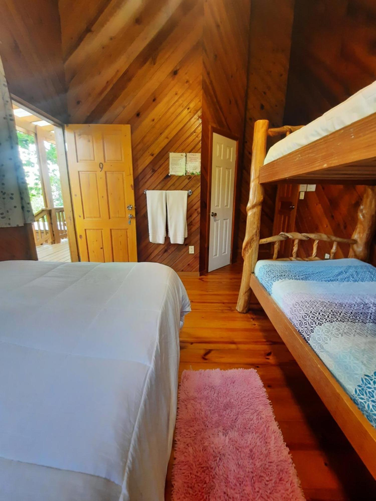 Guava Grove Resort & Villas Sandy Bay Εξωτερικό φωτογραφία
