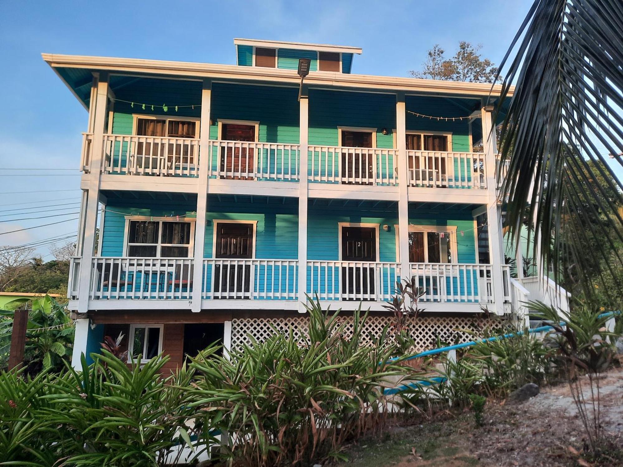 Guava Grove Resort & Villas Sandy Bay Εξωτερικό φωτογραφία