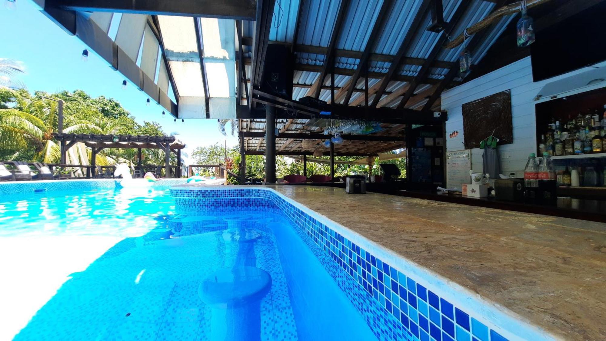 Guava Grove Resort & Villas Sandy Bay Εξωτερικό φωτογραφία