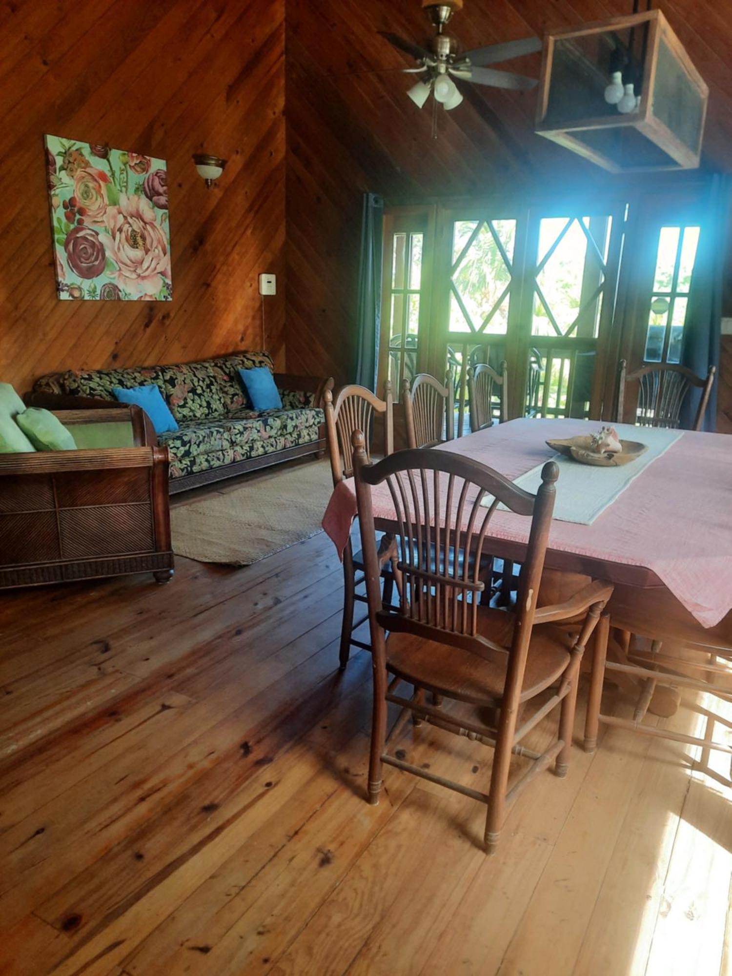 Guava Grove Resort & Villas Sandy Bay Εξωτερικό φωτογραφία