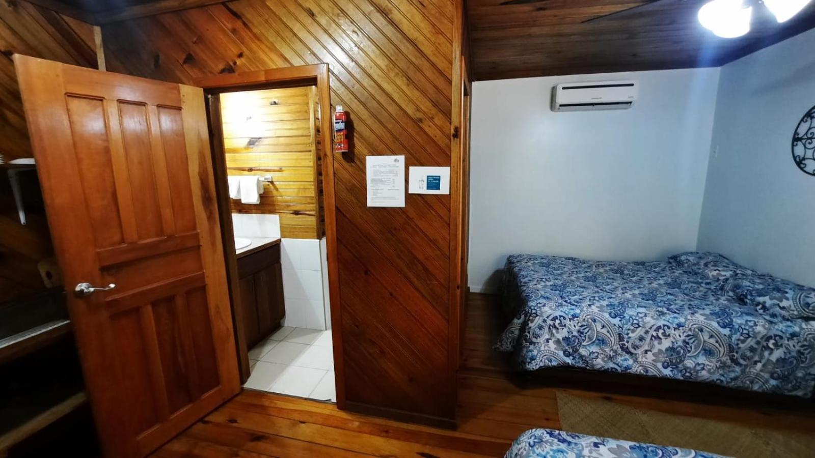 Guava Grove Resort & Villas Sandy Bay Δωμάτιο φωτογραφία