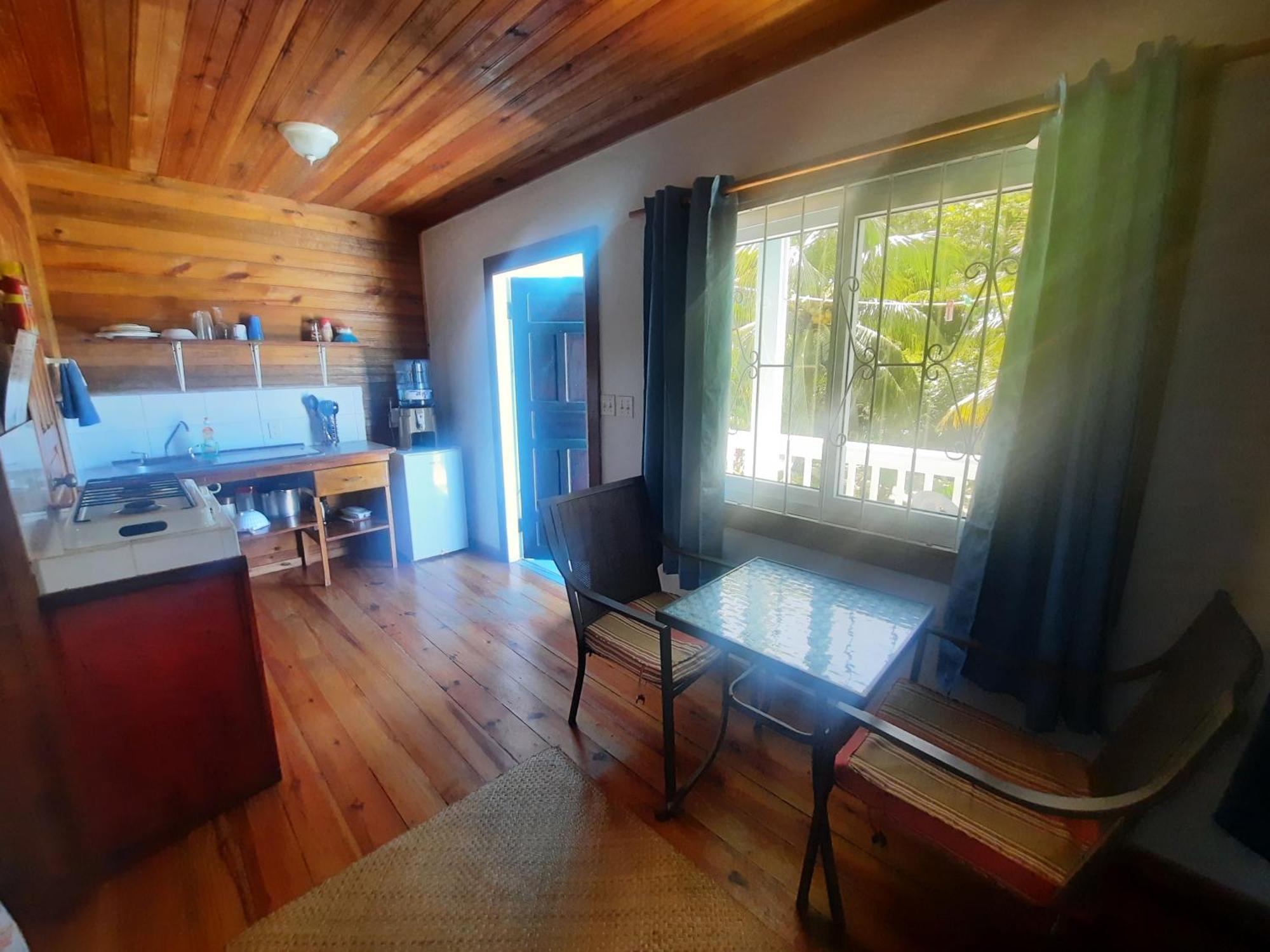 Guava Grove Resort & Villas Sandy Bay Εξωτερικό φωτογραφία